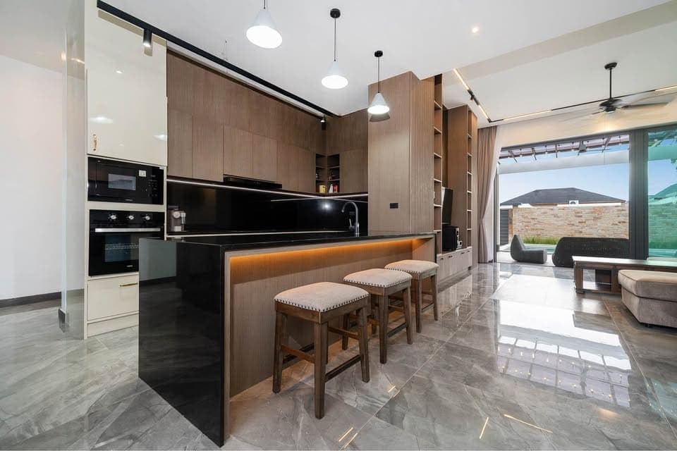 Modern 3+1 Bed Pool Villa — Near Laguna 4