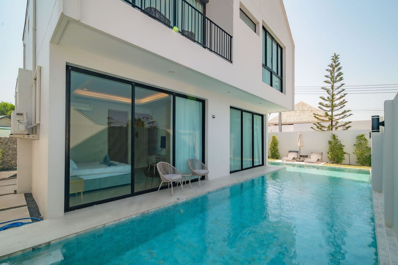 Cash-Flowing Pool Villa — Bang Tao, 9.4% ROI 33