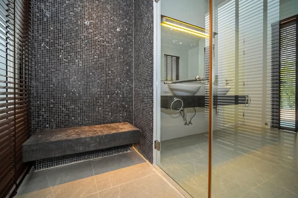 Modern Luxury Pool Villa — Layan–Bangtao 3
