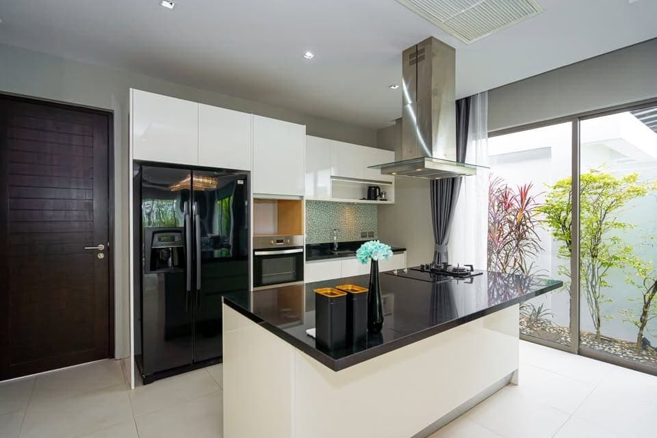 Modern Luxury Pool Villa — Layan–Bangtao 4