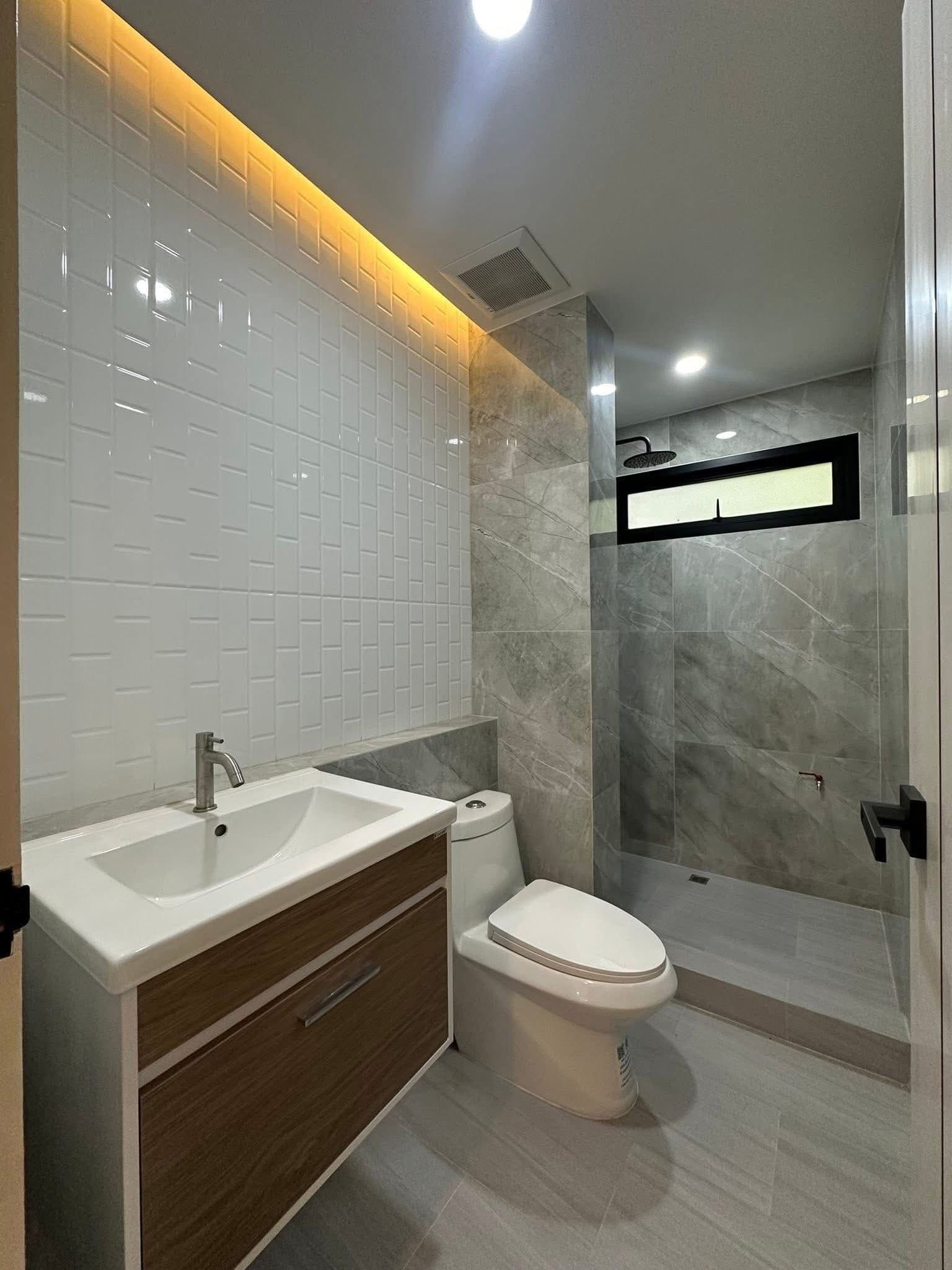 Spacious Family Home, 88 Land & Houses — Wichit / Chalong 38