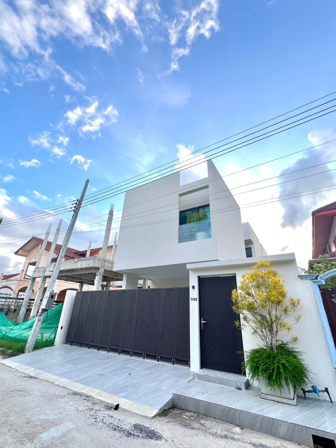 Aer House — Modern Mountain-View Pool Villa, Chalong 14