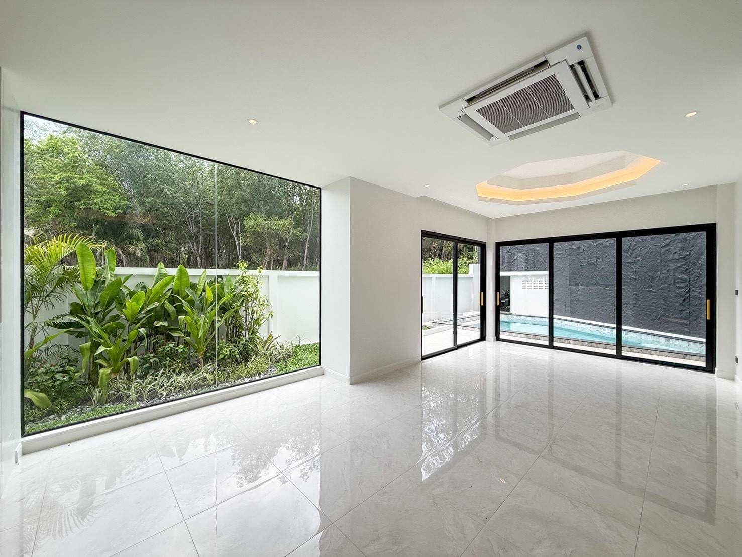 New Luxury Pool Villa, Songkhun Village — Chalong 13