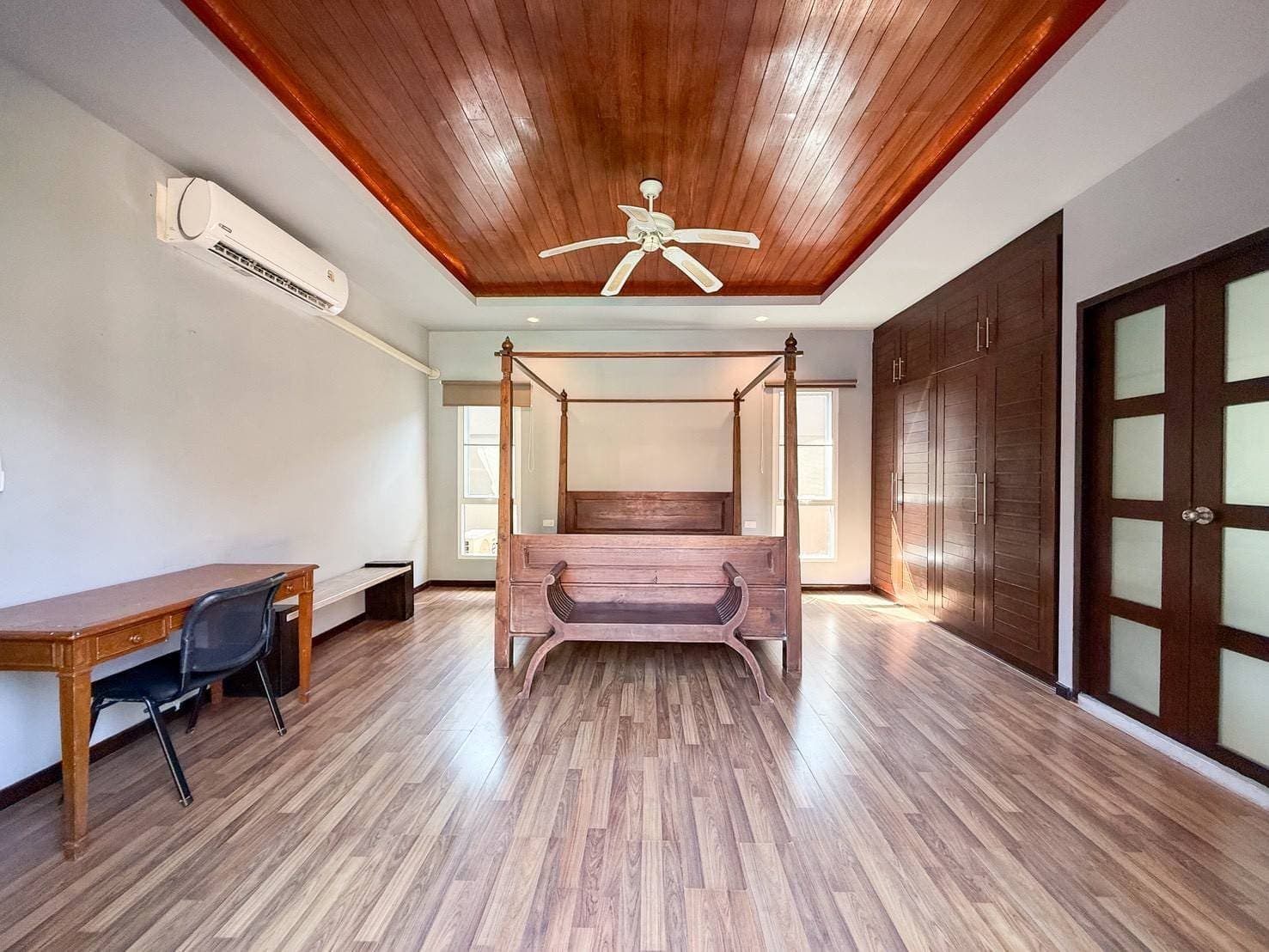 Resort-Style Tropical Pool Villa — Koh Kaew 22