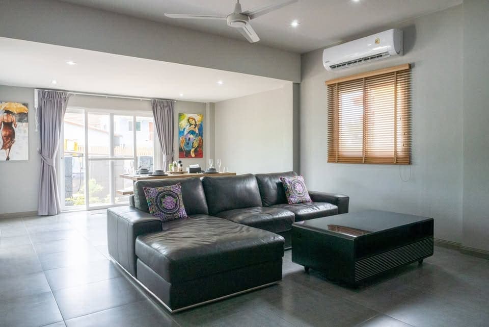 Brand-New Smart Home Villa — Rawai 11