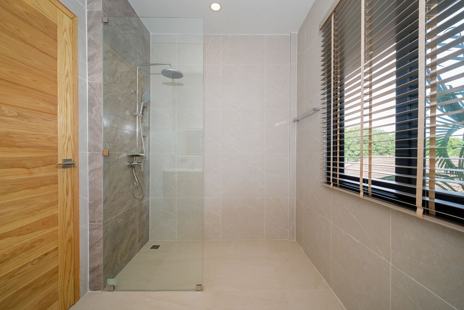 Villa Sasinee — Modern Tropical Pool Villa in Rawai 71