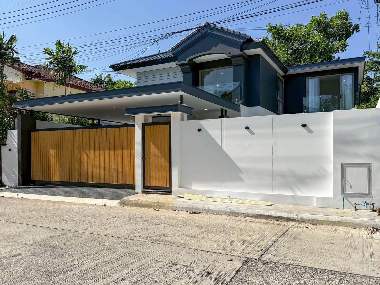 Luxury Pool Villa, Sriwali 2 — Chalong