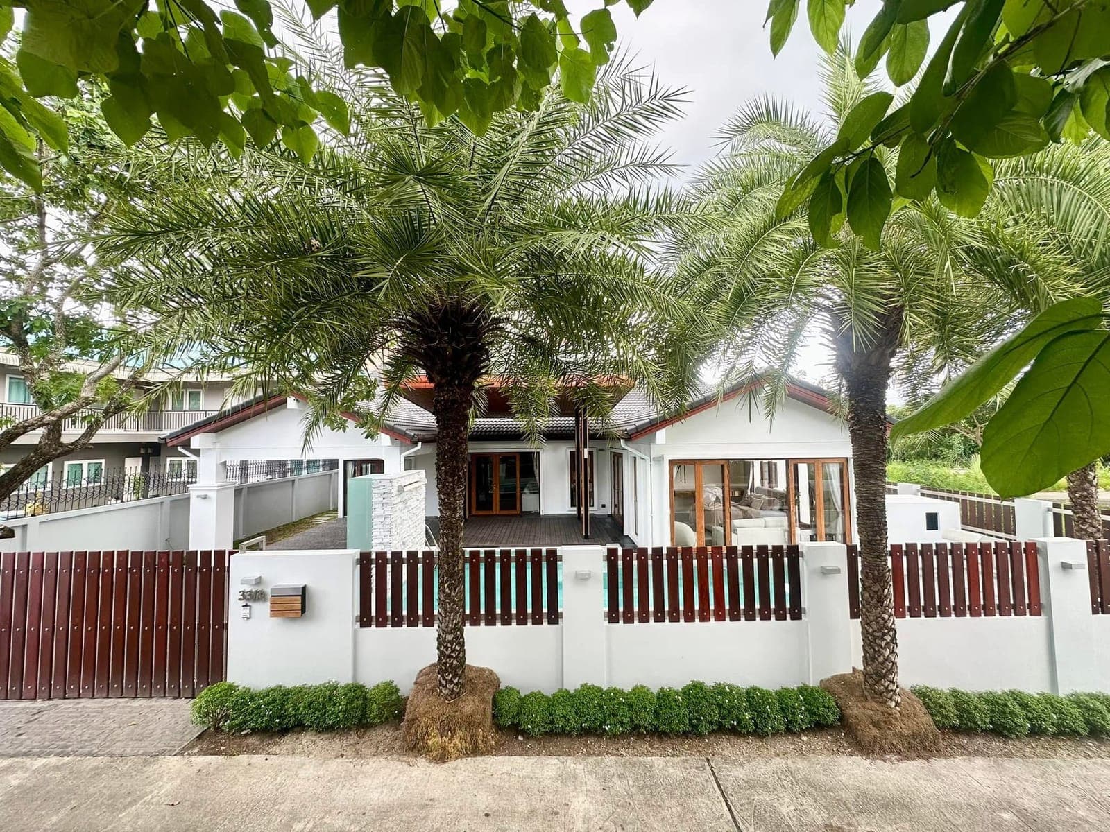 Luxury 2-Storey Pool Villa — Koh Kaew