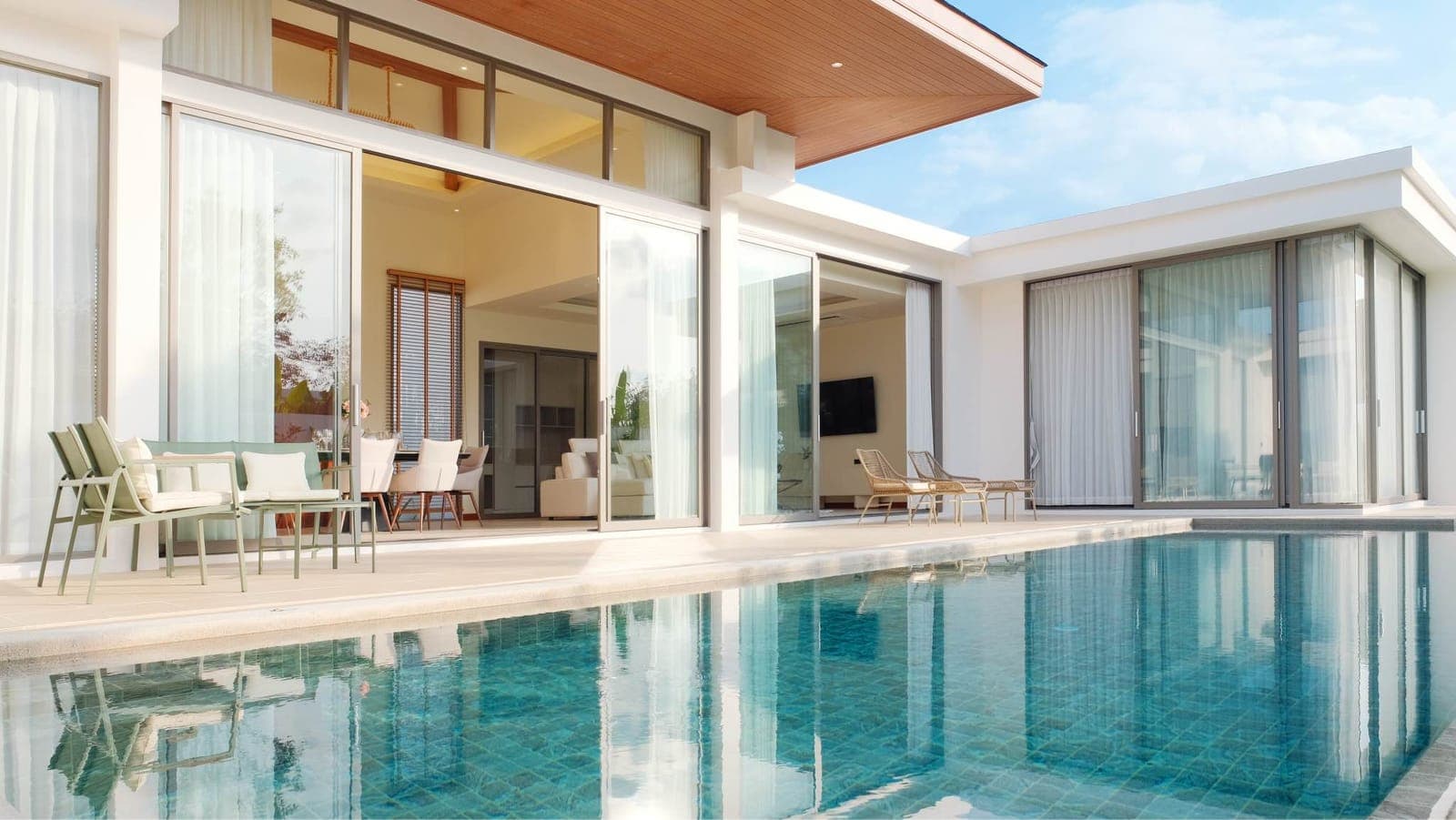 Family Pool Villa Opposite UWC International School — Thalang