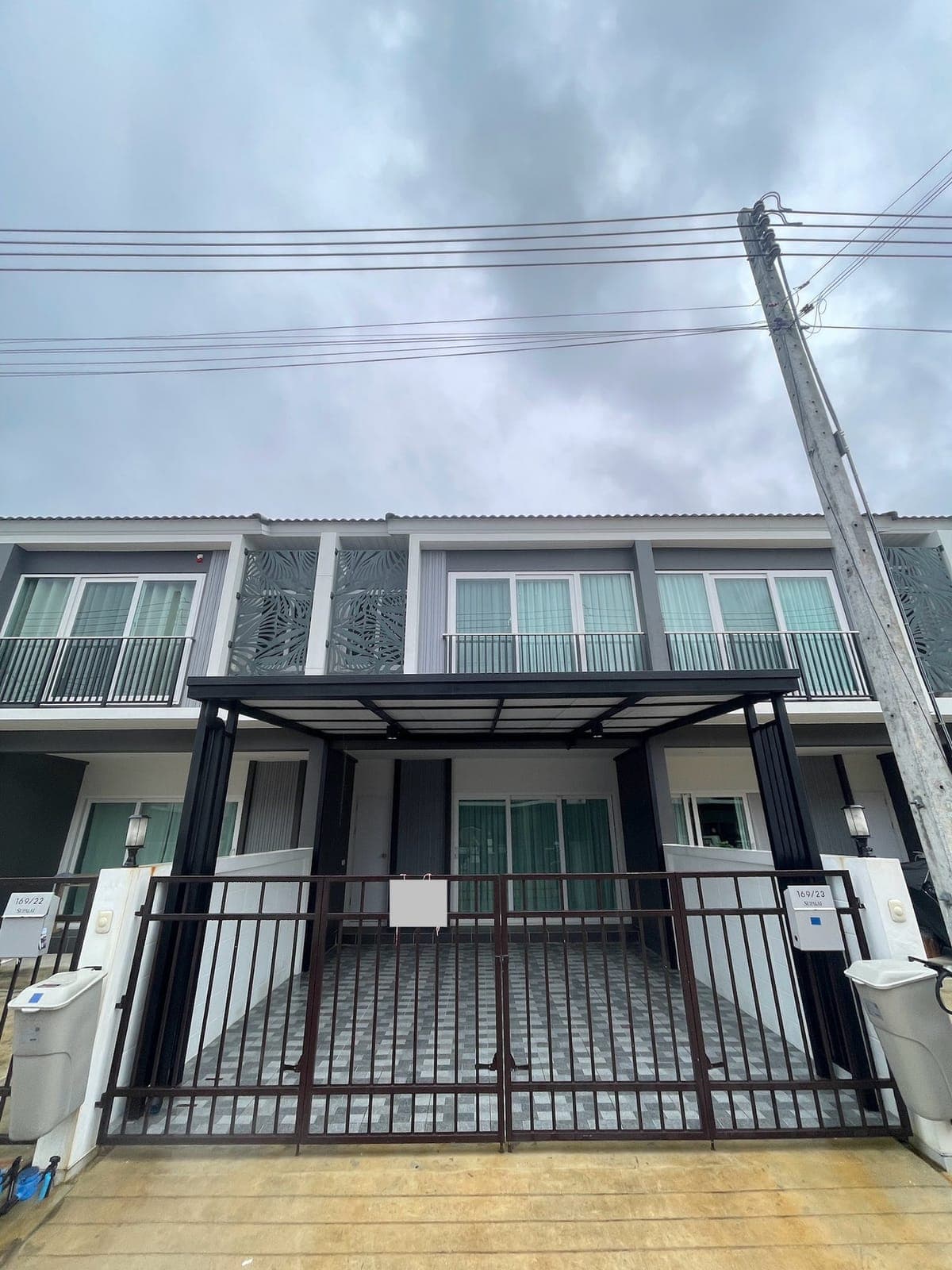 Ready-to-Move-In 3-Bedroom Townhouse at Supalai Primo Anusawari